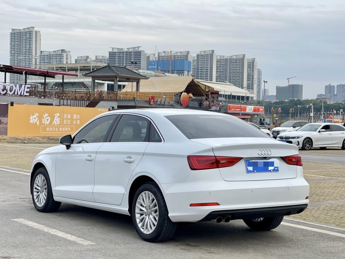 奧迪 奧迪A3  2015款 Limousine 35 TFSI 百萬(wàn)紀(jì)念智領(lǐng)型圖片