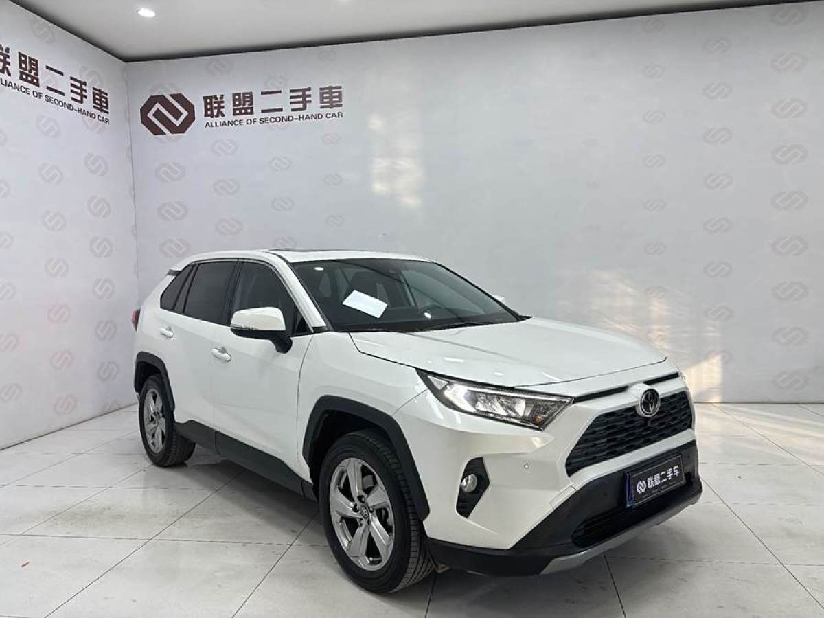 豐田 RAV4榮放  2021款 2.0L CVT四驅(qū)風(fēng)尚PLUS版圖片