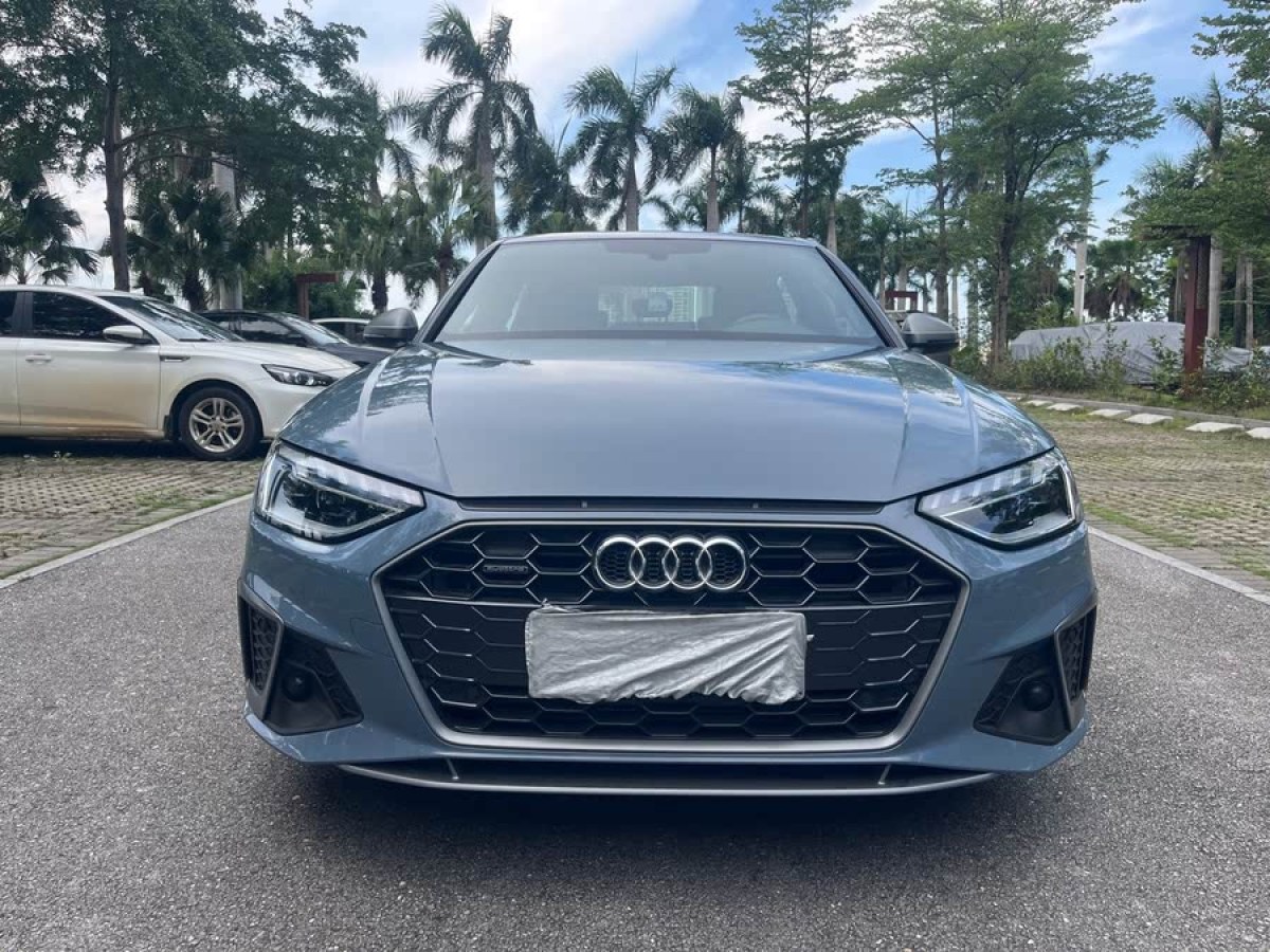 奧迪 奧迪A4L  2022款 40 TFSI quattro RS套件燃速型圖片