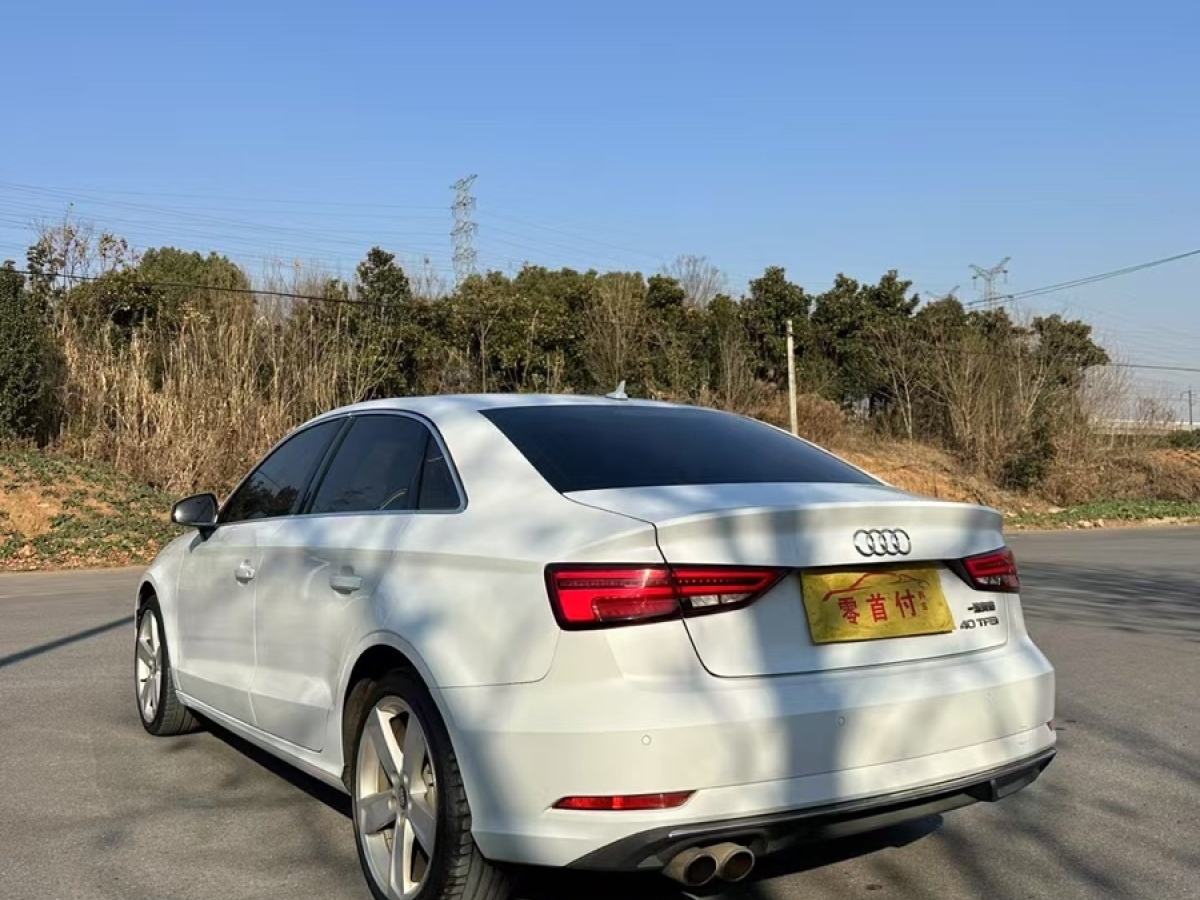 奧迪 奧迪A3  2018款 30周年年型 Limousine 40 TFSI 風(fēng)尚型圖片