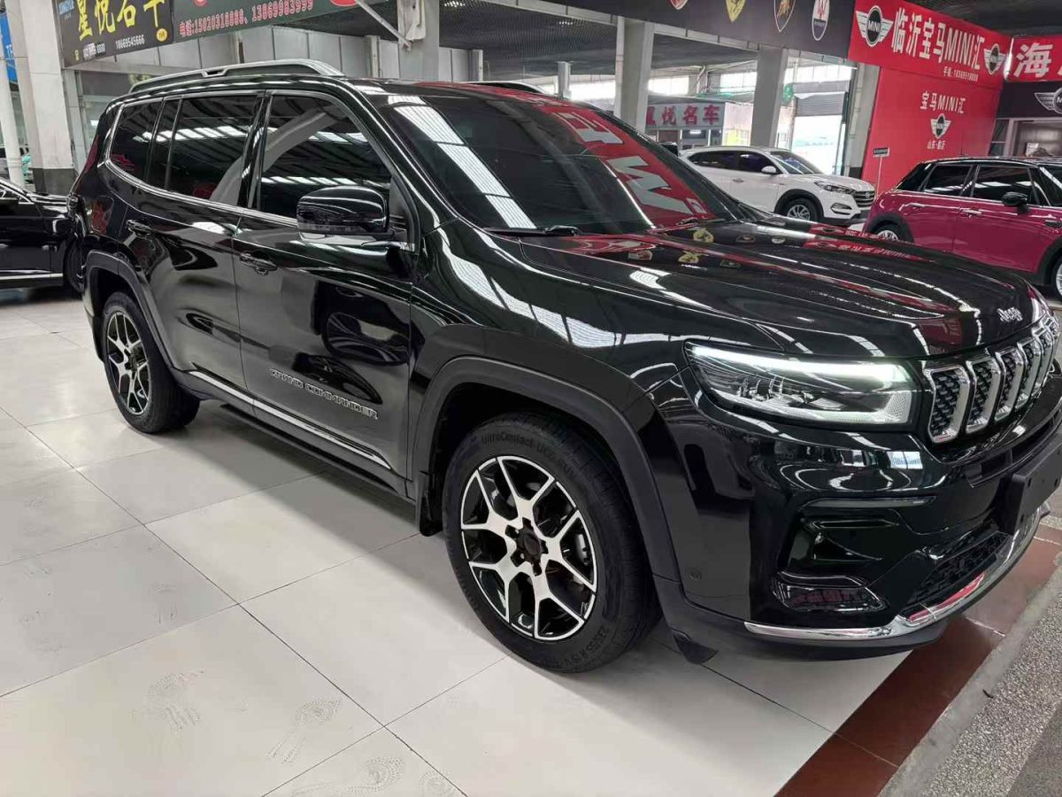 Jeep 大指揮官  2022款 2.0T 四驅(qū)豪華版圖片