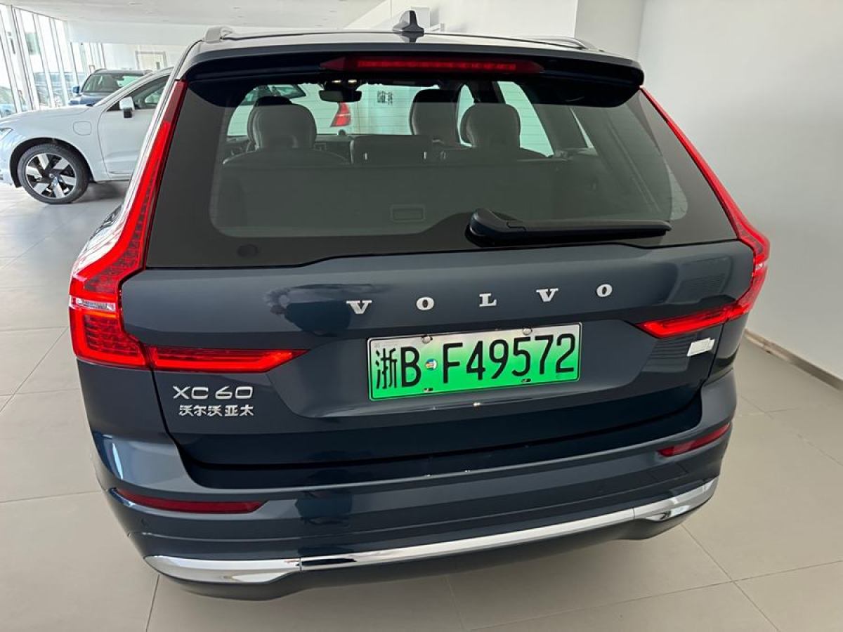 沃爾沃 XC60新能源  2024款 T8 插電混動(dòng) 長(zhǎng)續(xù)航四驅(qū)智雅豪華版圖片