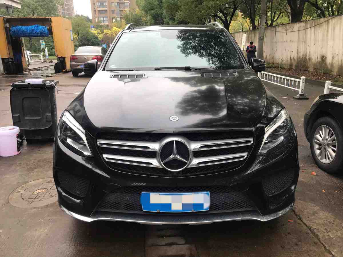 奔馳 奔馳GLE  2018款 GLE 320 4MATIC 動感型臻藏版圖片