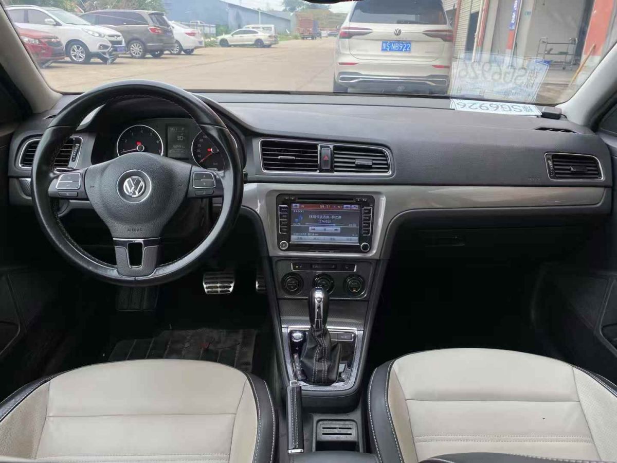 大眾 朗逸  2015款 1.2TSI DSG藍驅(qū)技術版圖片