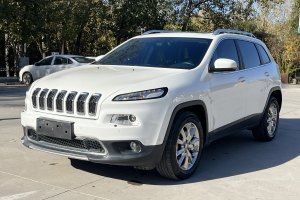 自由光 Jeep 2.4L 優(yōu)越版