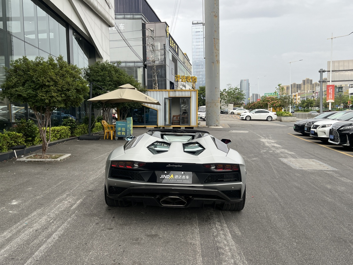 蘭博基尼 Aventador  2018款 Aventador S Roadster圖片