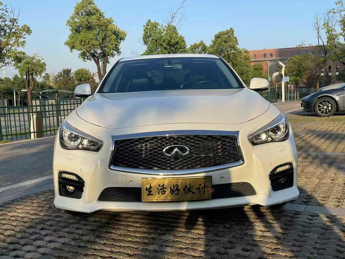 2015年1月英菲尼迪 Q50L  2015款 Q50L 2.0T 悅享版