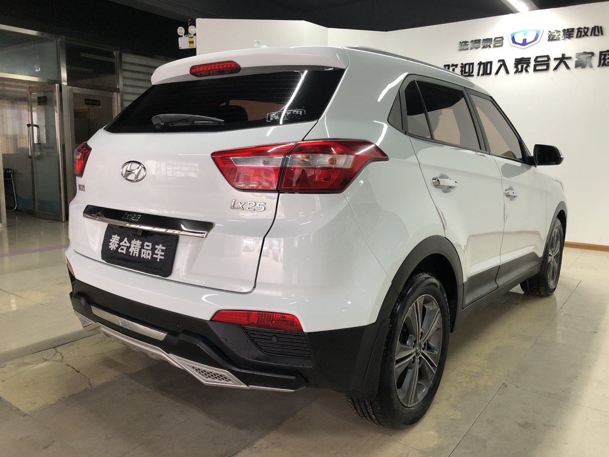 現(xiàn)代 ix25  2015款 1.6L 自動兩驅智能型GLS圖片