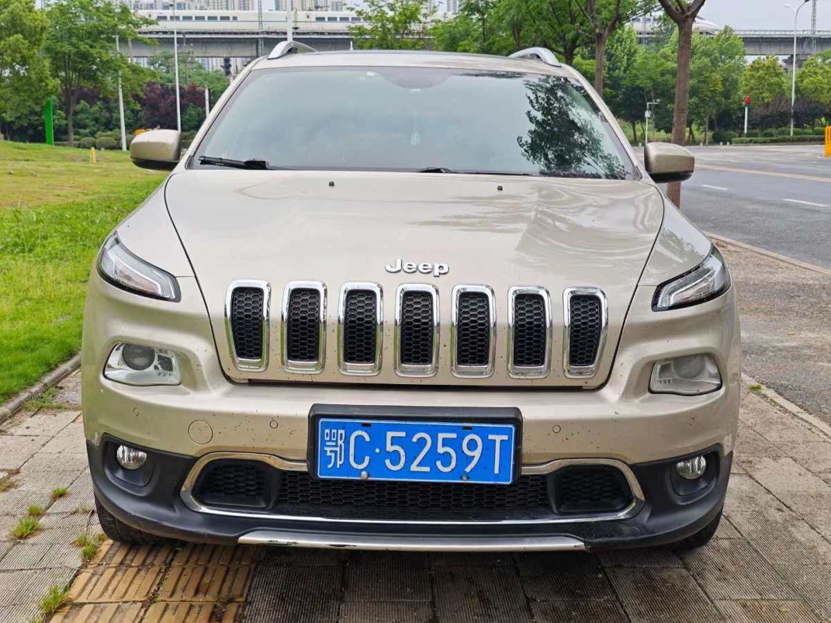 Jeep 自由光  2015款 2.4L 精英版圖片