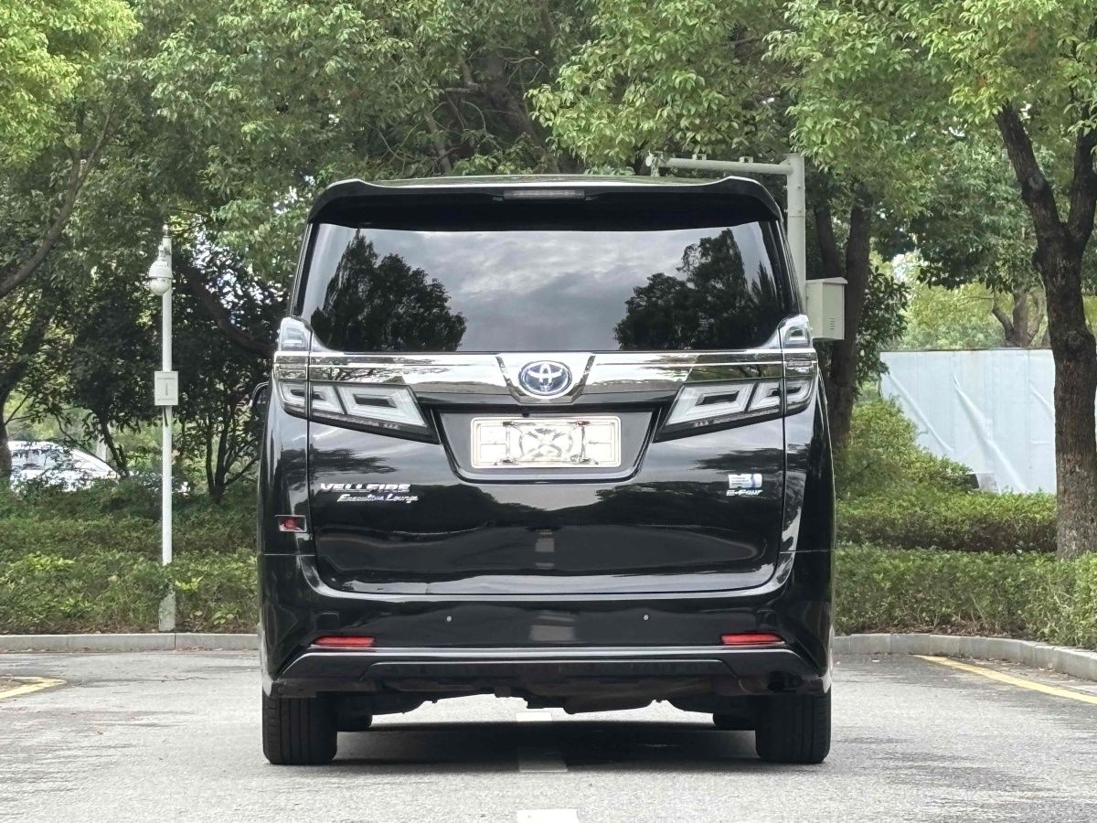 2019年9月豐田 威爾法  2019款 雙擎 2.5L HV尊貴版