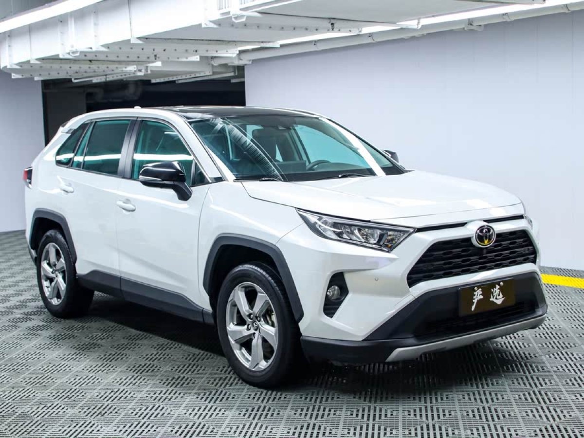 豐田 RAV4榮放  2022款 2.0L CVT兩驅(qū)風(fēng)尚Plus版圖片