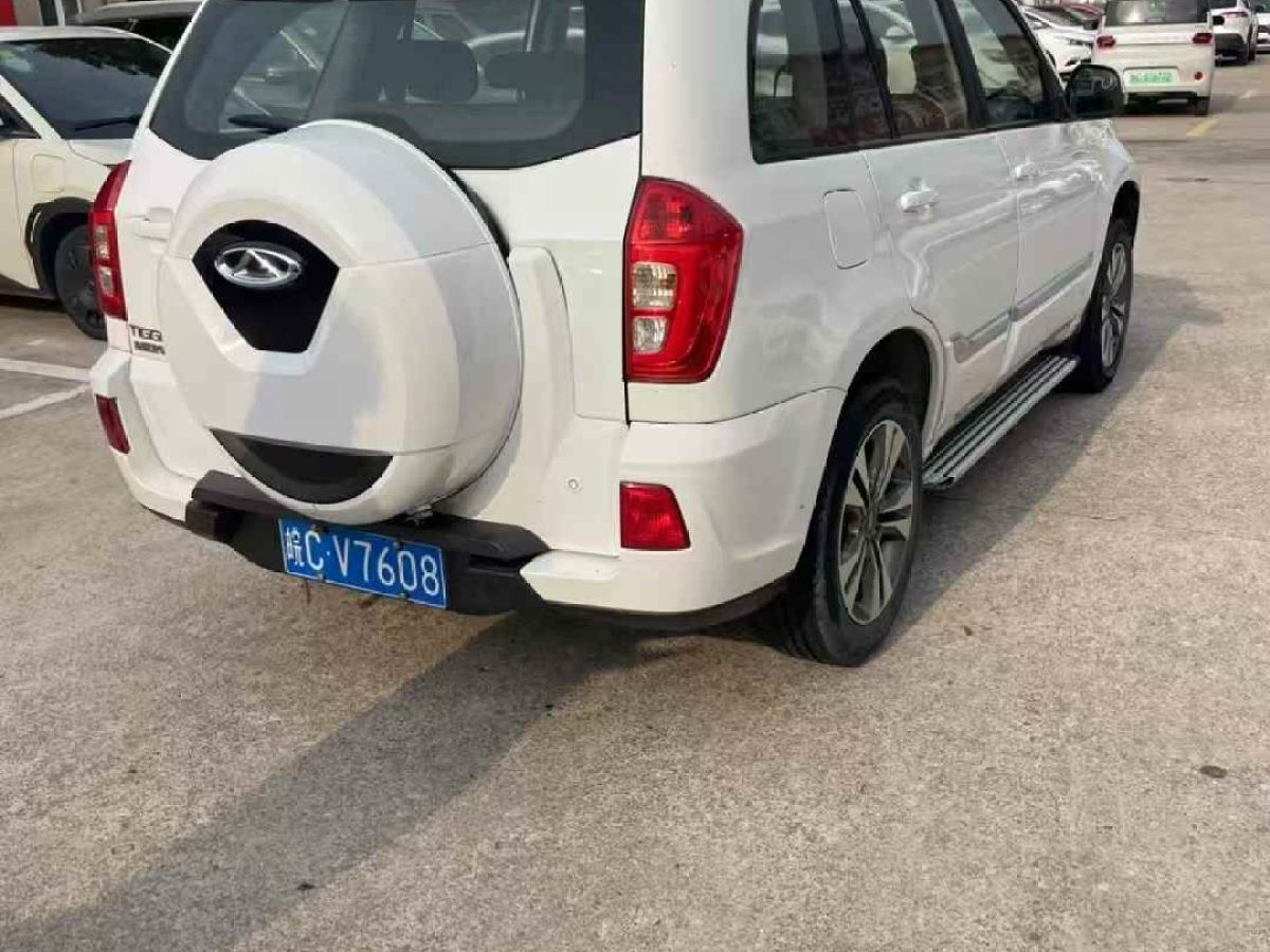 奇瑞 瑞虎3  2015款 1.6L 手動尊尚紀念版圖片