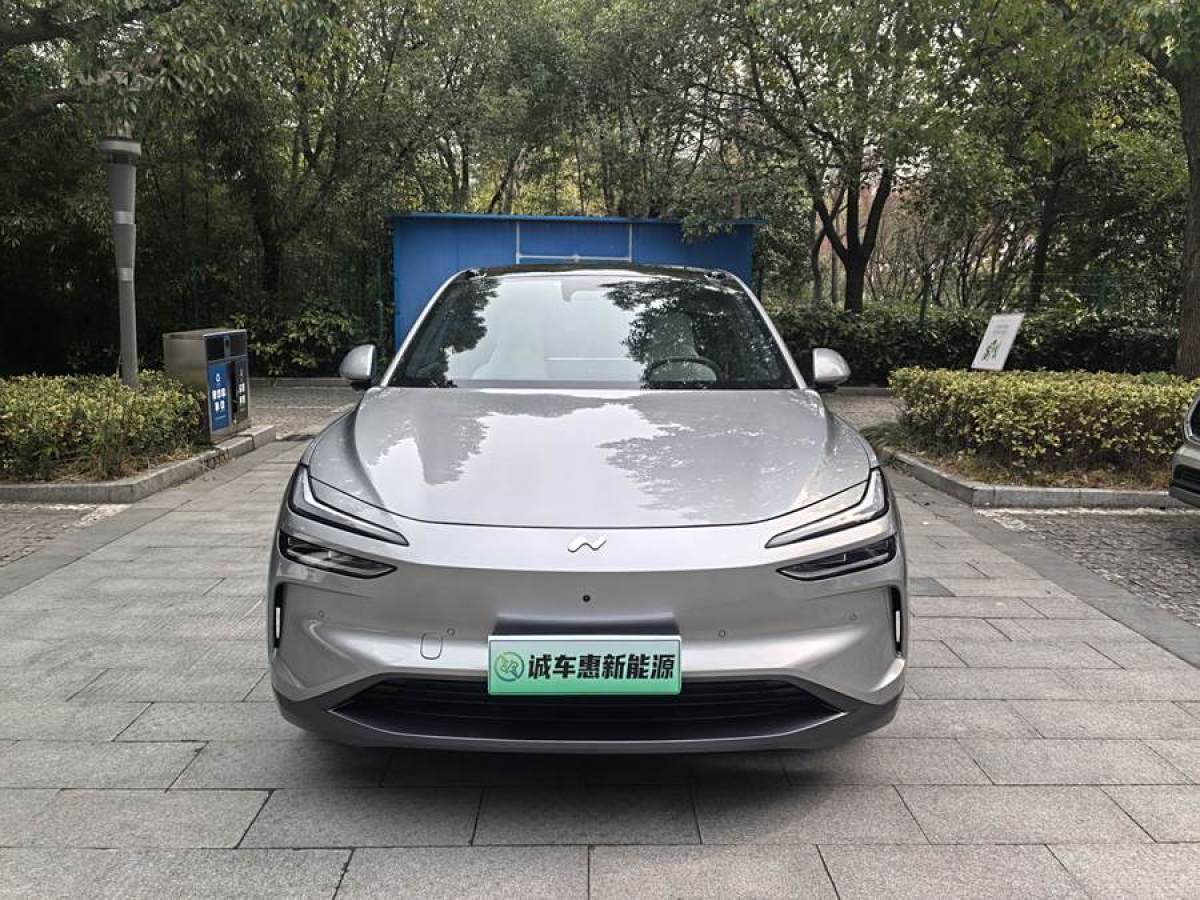 蔚來 樂道L60  2024款 60kwh 后驅(qū)版圖片