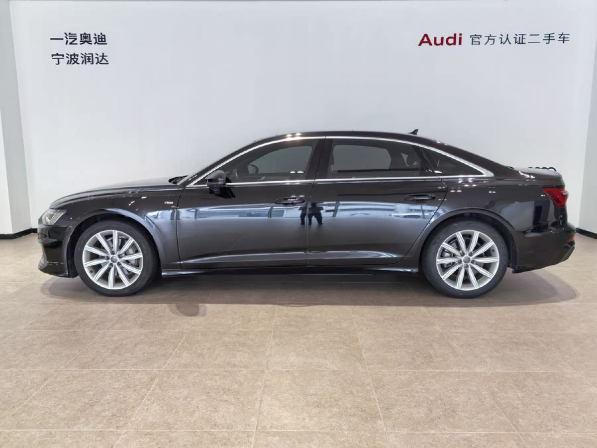 奧迪 奧迪A6L  2020款 45 TFSI quattro 臻選動(dòng)感型圖片