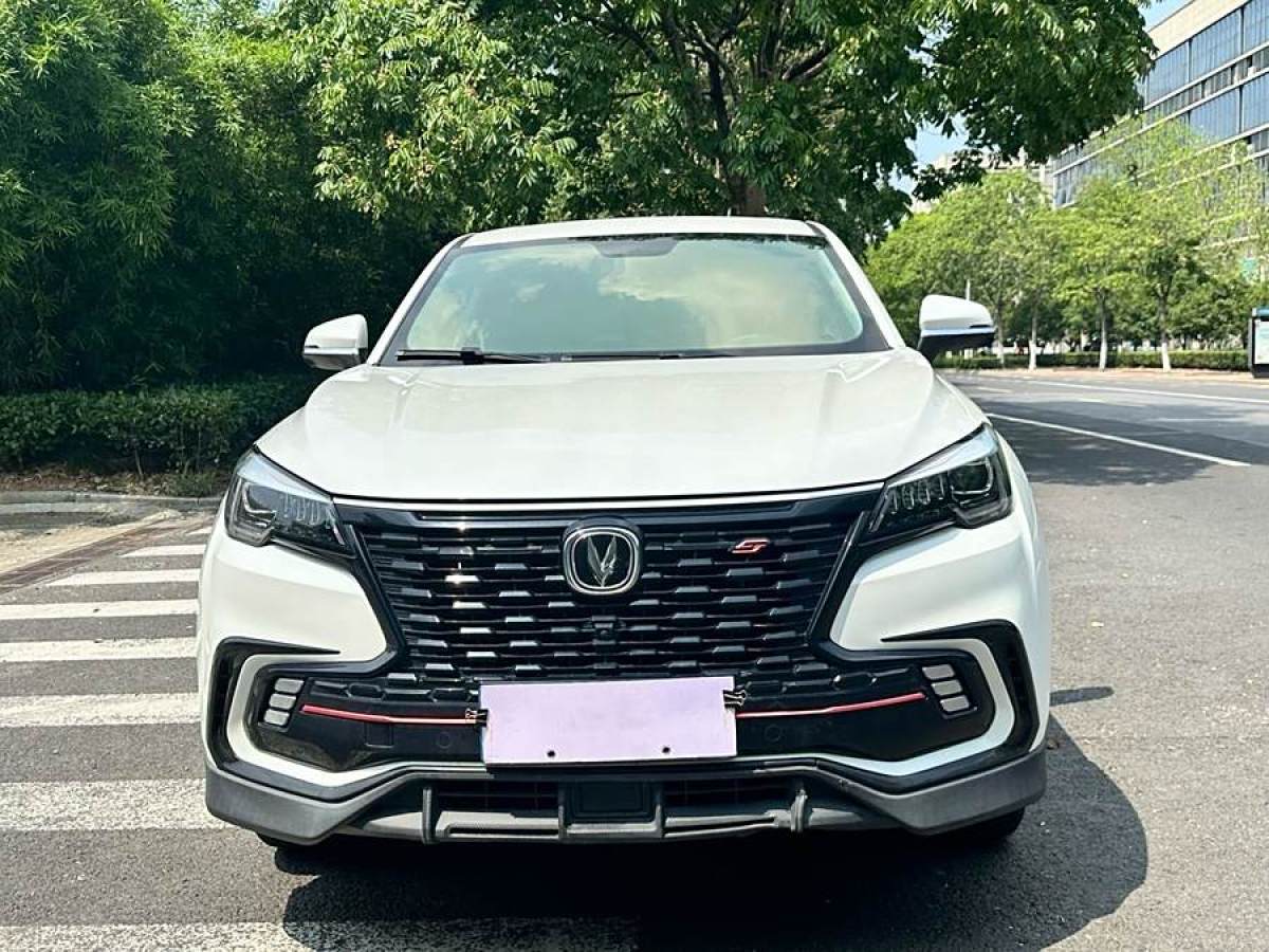 2021年4月長(zhǎng)安 CS85 COUPE  2021款 1.5T DCT豪華型