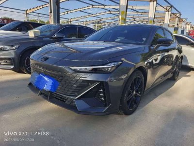 2022年9月 長(zhǎng)安 長(zhǎng)安UNI-V 1.5T 尊貴型圖片