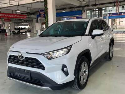 2022年3月 豐田 RAV4榮放 2.0L CVT兩驅(qū)風尚版圖片