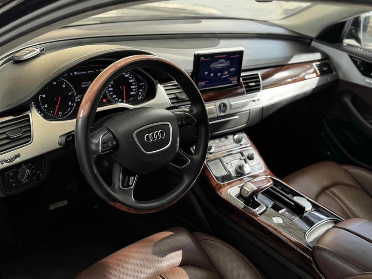 奧迪 奧迪A8  2013款 A8L 6.3 FSI W12 quattro旗艦型圖片