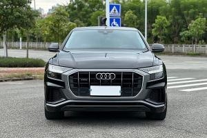 奥迪Q8 奥迪 55 TFSI 豪华动感型