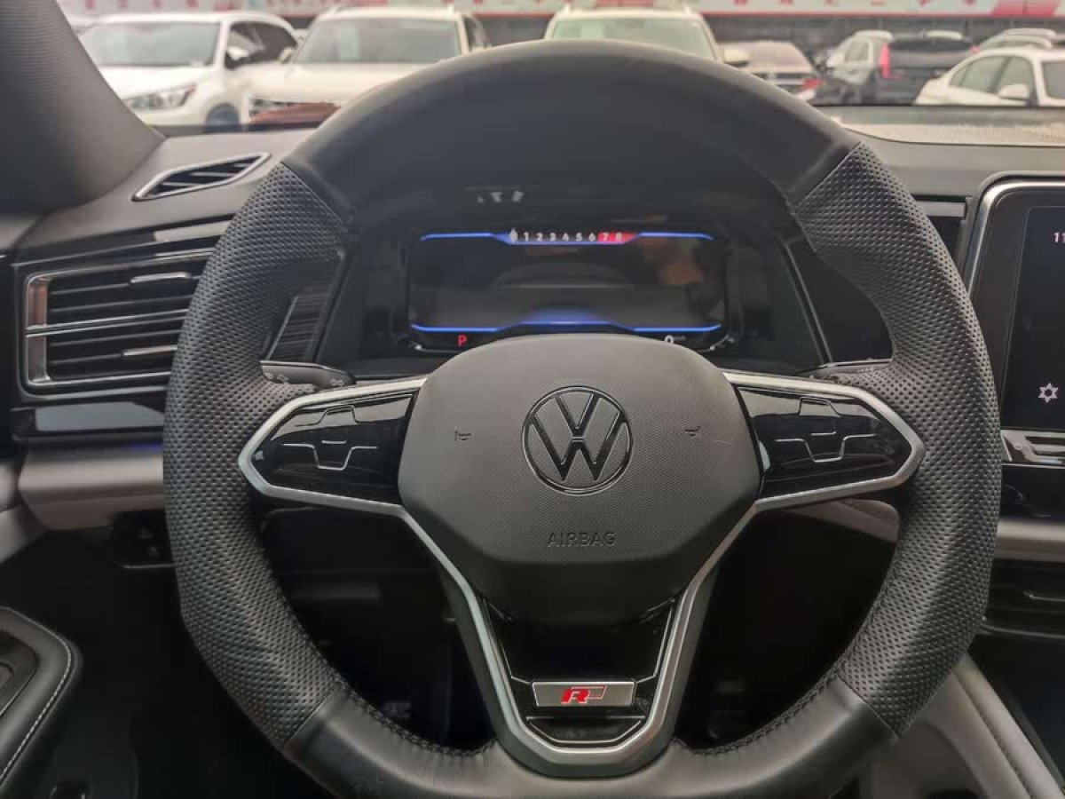 大眾 途昂  2023款 改款 380TSI 四驅(qū)尊崇旗艦版圖片