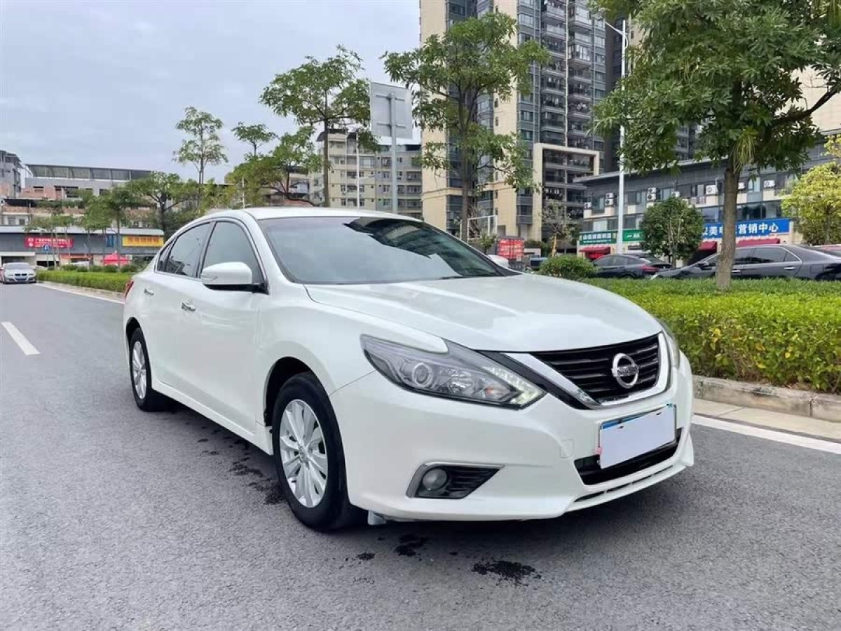 日產(chǎn) 天籟  2016款 改款 2.0L XL舒適版圖片