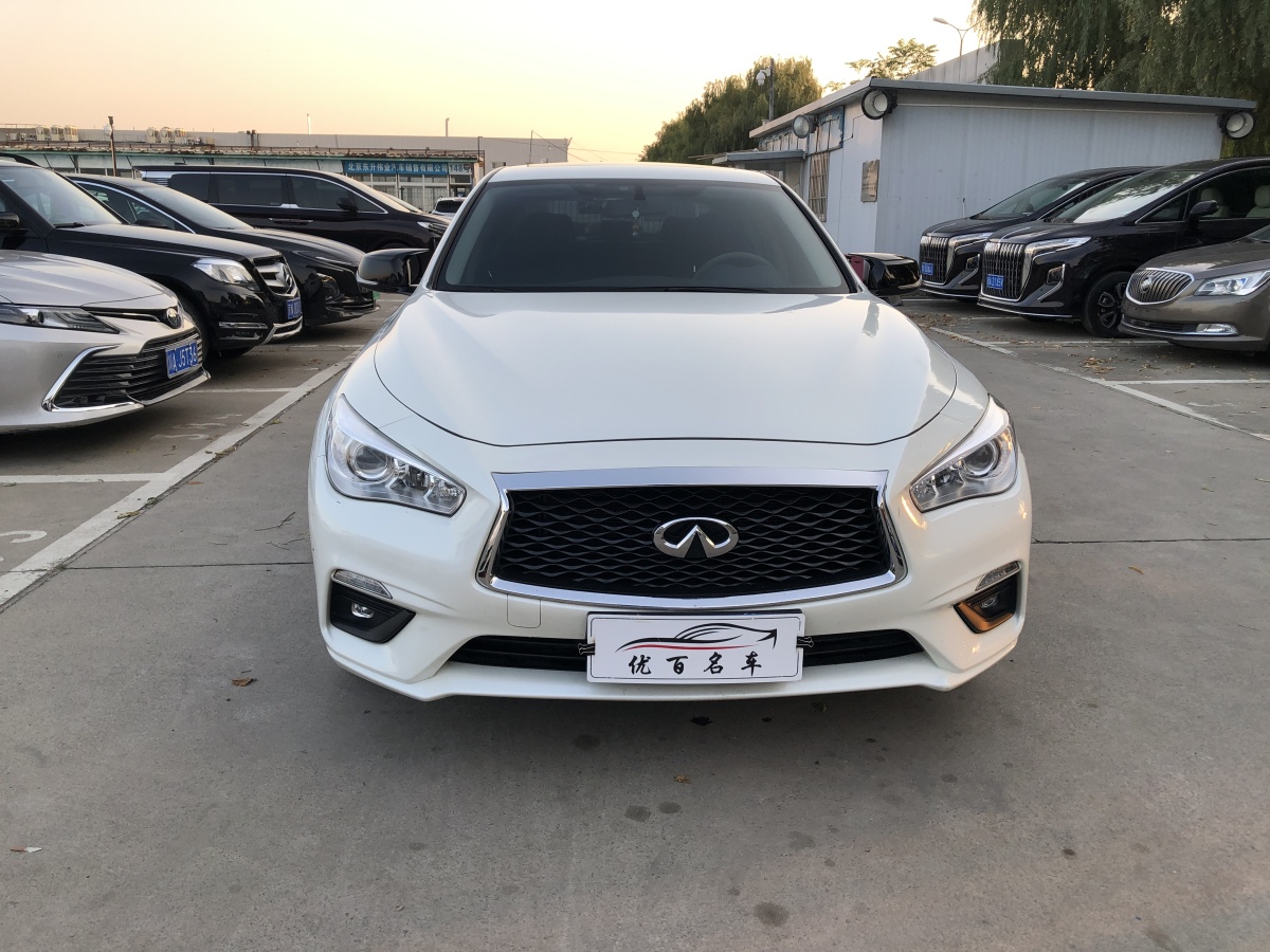 英菲尼迪 Q50L  2021款 2.0T 舒適版圖片