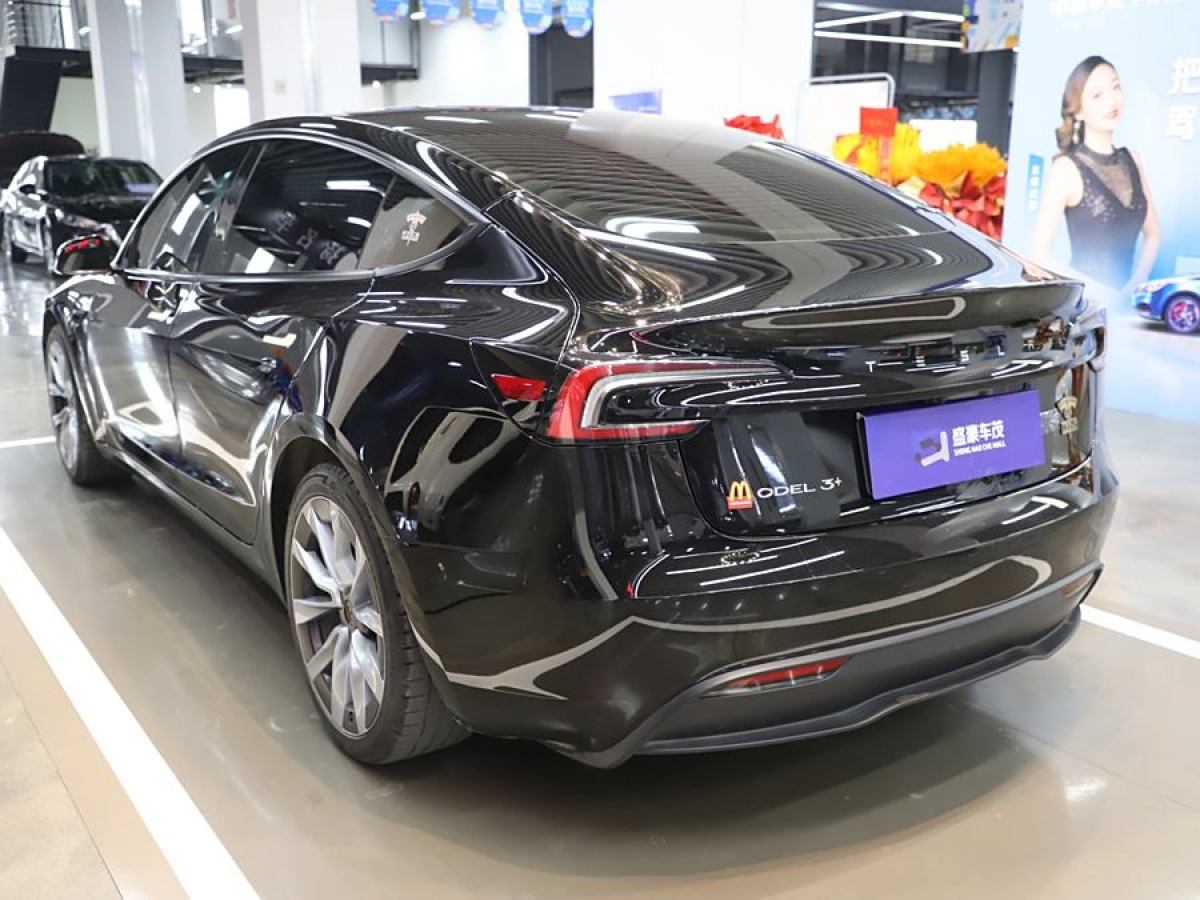 特斯拉 Model Y  2023款 后輪驅(qū)動(dòng)版圖片