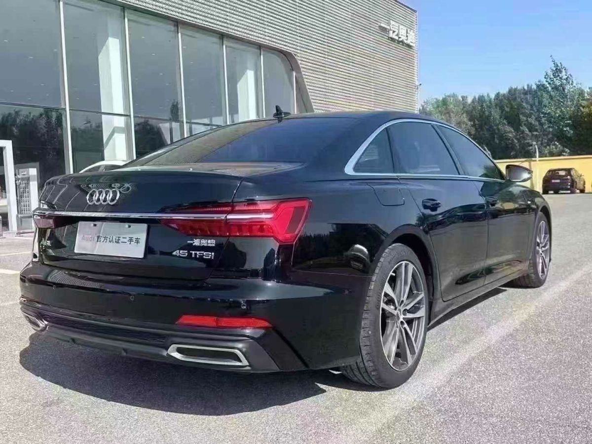 奧迪 奧迪A6L  2019款 40 TFSI 豪華動(dòng)感型圖片