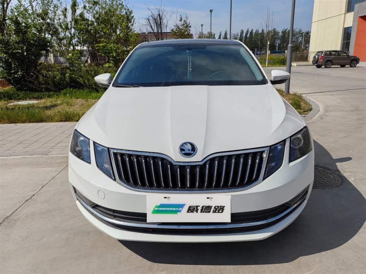 斯柯達(dá) 明銳  2020款 1.5L 自動(dòng)智行豪華版圖片