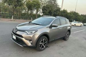 RAV4榮放 豐田 2.0L CVT兩驅(qū)智尚版