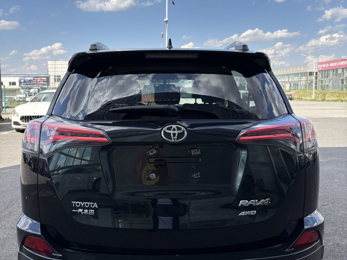 豐田 RAV4  2016款 榮放 2.0L CVT四驅(qū)新銳版圖片