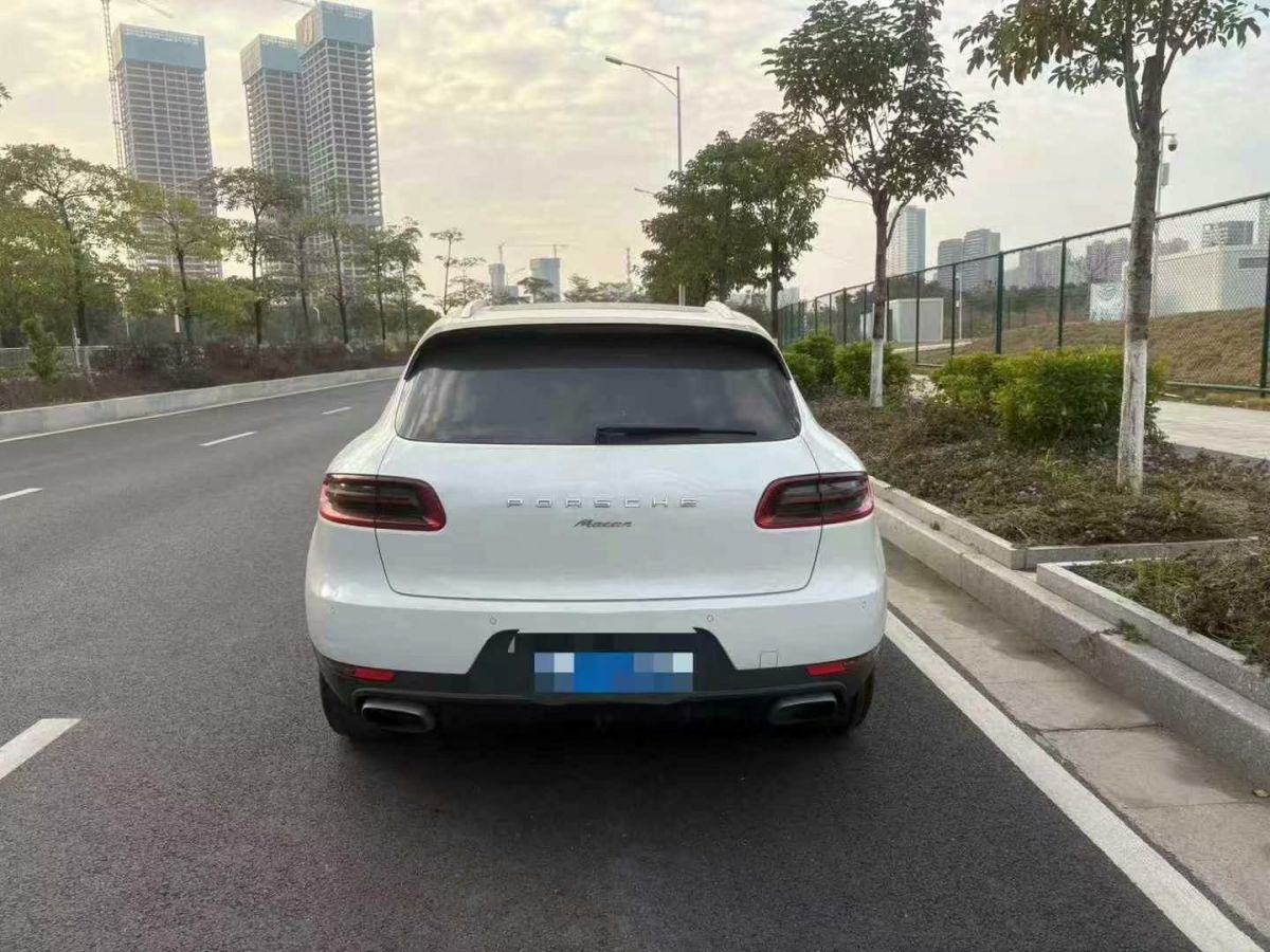 保時(shí)捷 Macan  2016款 Macan 2.0T圖片