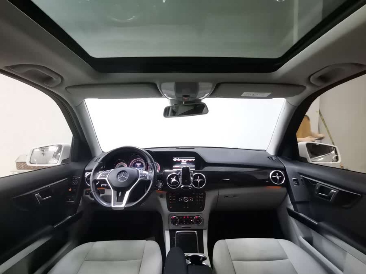 奔馳 奔馳GLK級  2015款 GLK 300 4MATIC 時尚型 極致版圖片