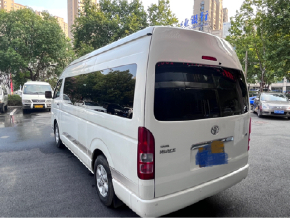 豐田 HIACE  2011款 2.7L自動豪華版13座圖片