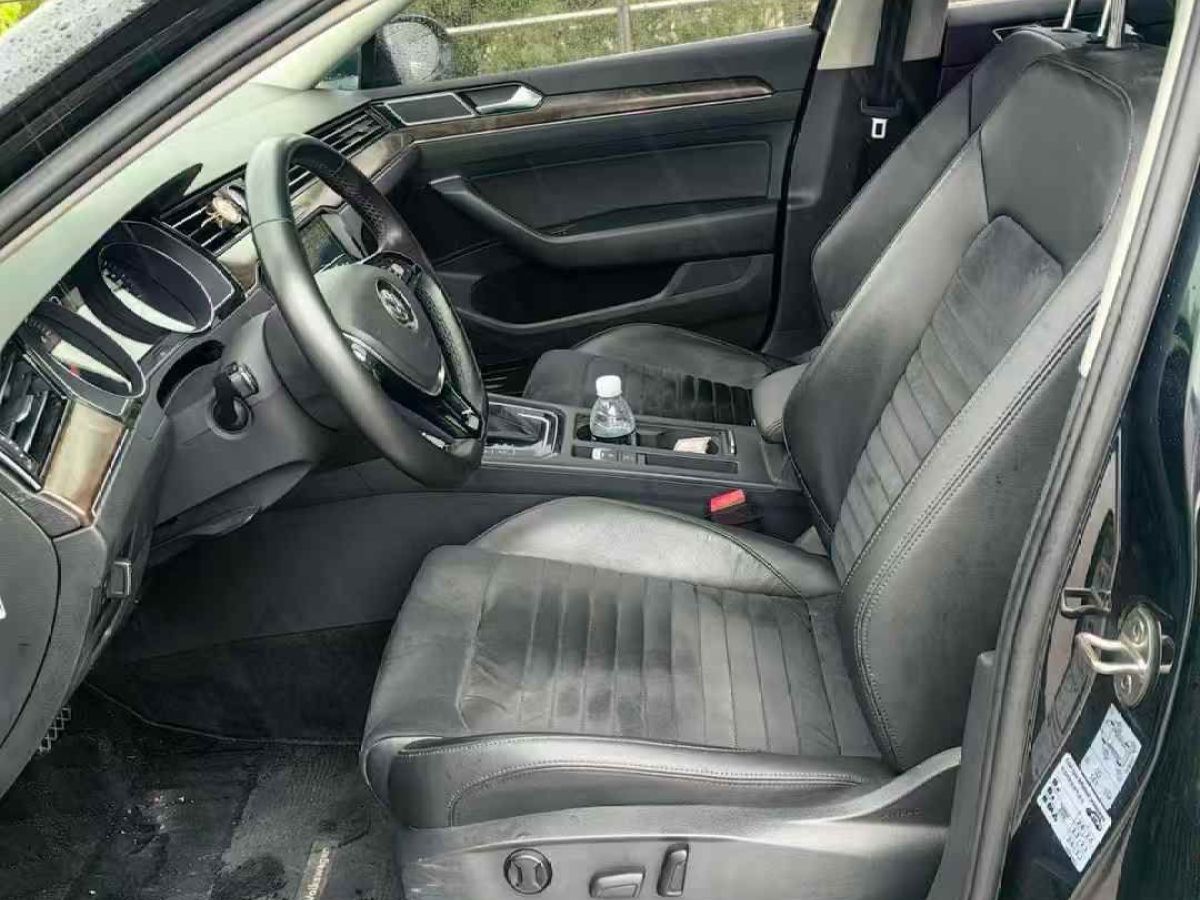 大眾 邁騰  2017款 280TSI DSG 領(lǐng)先型圖片