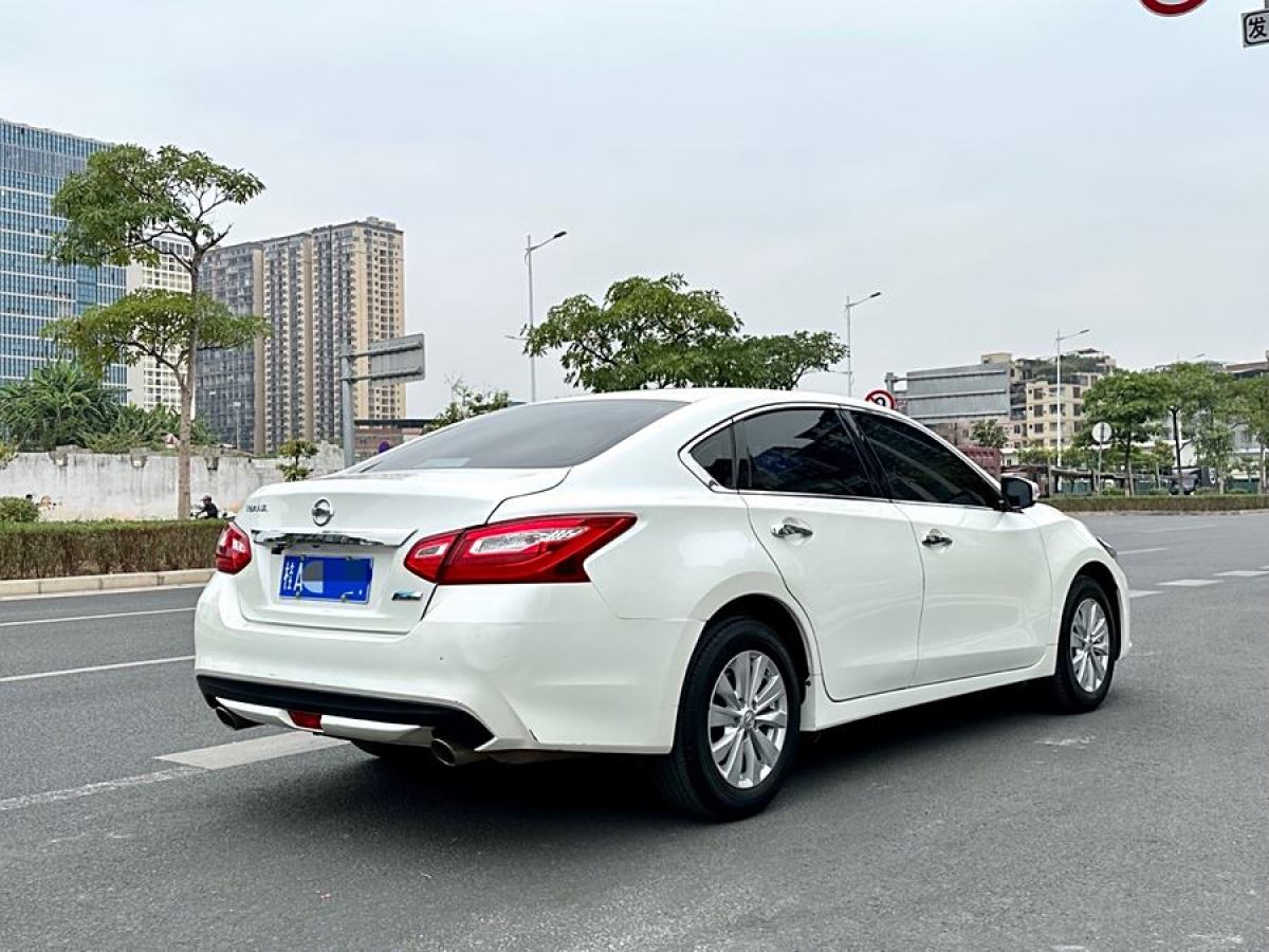 日產(chǎn) 天籟  2016款 改款 2.0L XL舒適版圖片