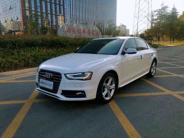 奥迪 奥迪A4L  2015款 45 TFSI quattro个性运动型