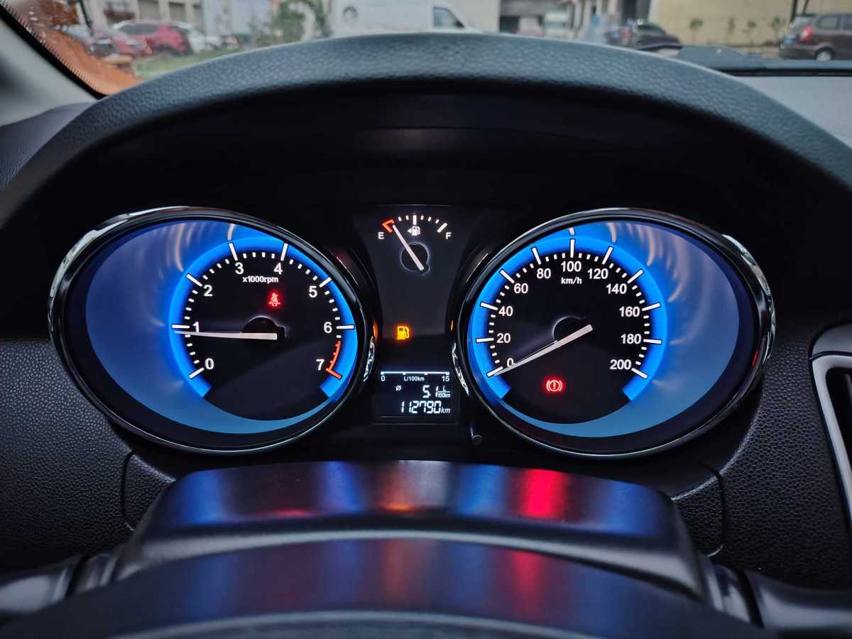 凱翼 C3  2015款 1.5L 手動金鉆型圖片