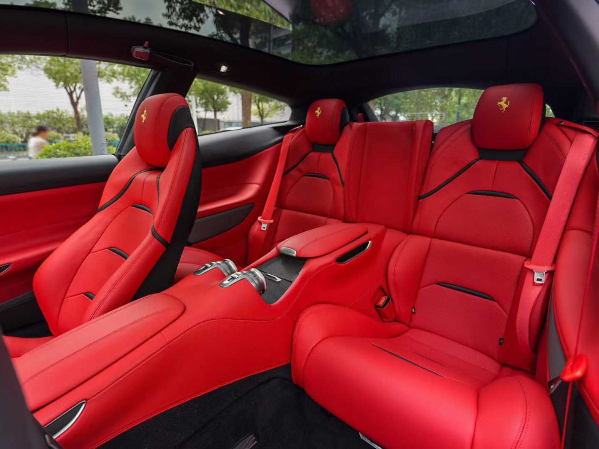 法拉利 F8 Tributo  2019款  3.9T V8圖片