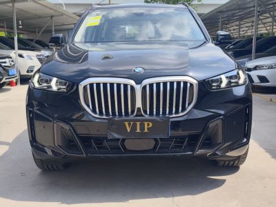 2025年4月 寶馬 寶馬X5 xDrive 30Li 尊享型M運(yùn)動(dòng)曜夜套裝圖片