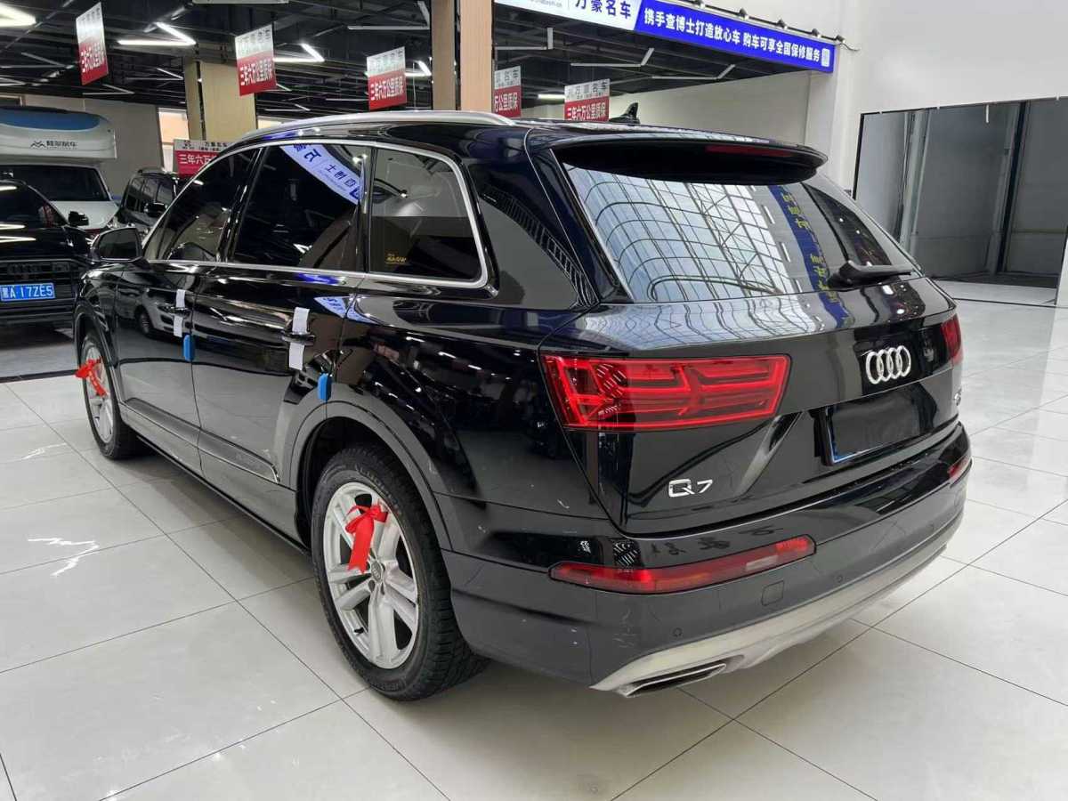 奧迪 奧迪Q7  2016款 45 TFSI 技術(shù)型圖片