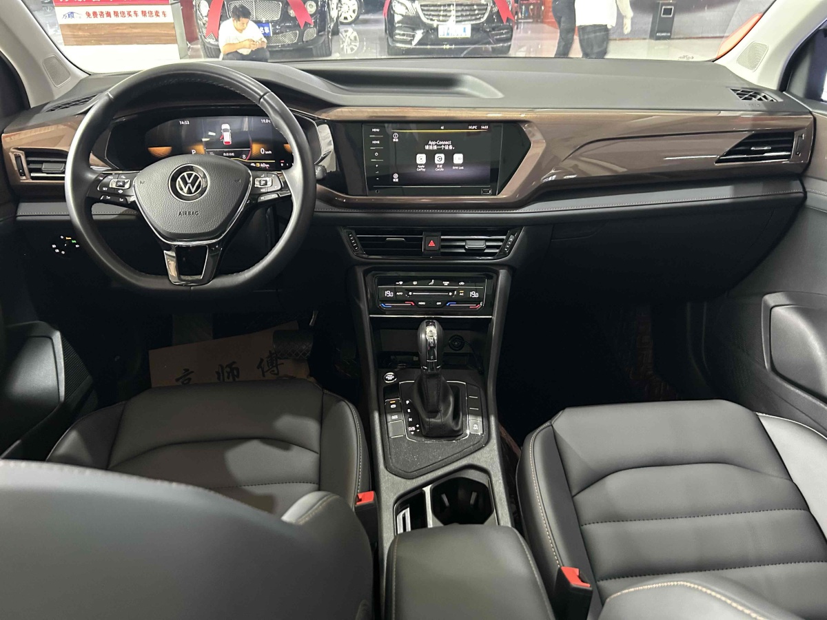 2022年5月大眾 途岳  2022款 280TSI 兩驅(qū)舒適版