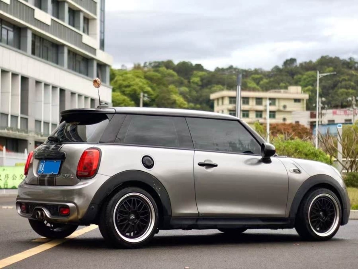 MINI CLUBMAN  2016款 改款 2.0T COOPER S圖片
