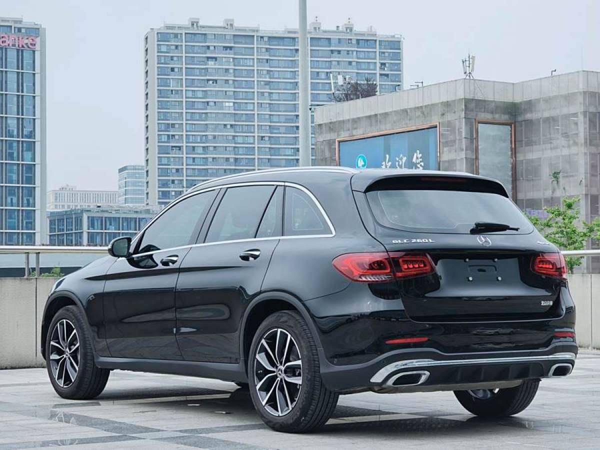 2022年1月奔馳 奔馳GLC  2021款 GLC 260 L 4MATIC 豪華型