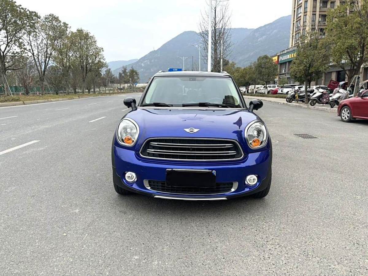 MINI COUNTRYMAN  2016款 1.6T COOPER ALL4 Excitement裝備控圖片