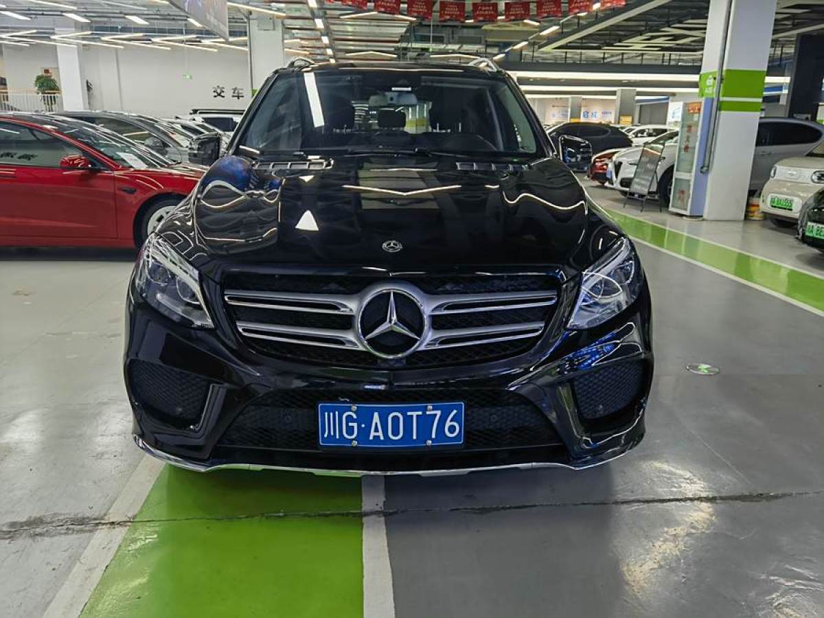 奔馳 奔馳GLE  2017款 GLE 320 4MATIC 豪華型圖片