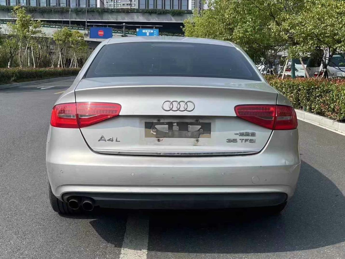 2012年1月奧迪 奧迪A4L  2012款 2.0 TFSI 自動技術(shù)型