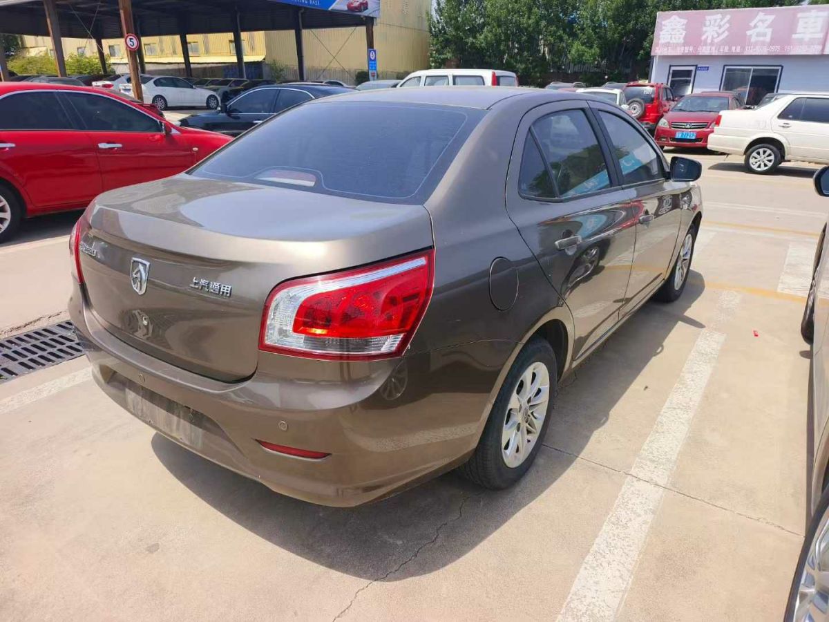 寶駿 630  2013款 1.5L 手動舒適型圖片