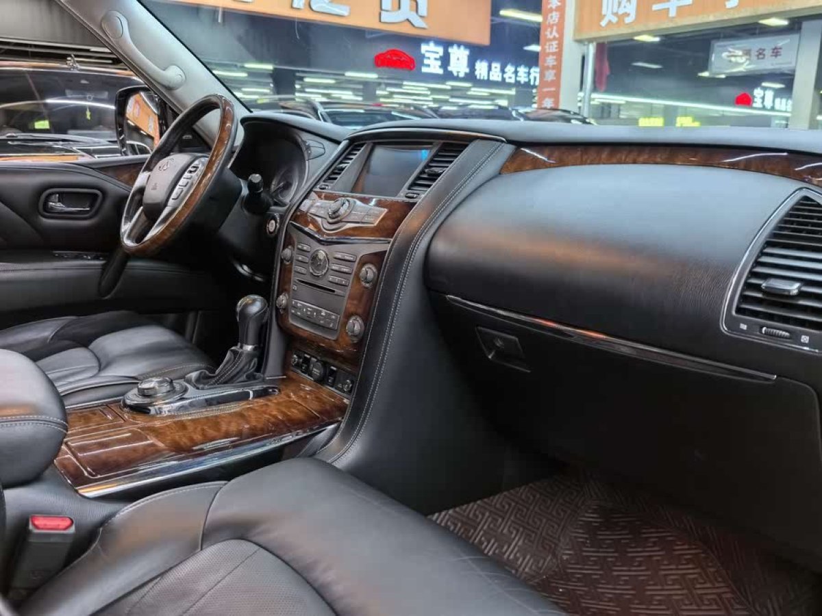 英菲尼迪 QX80  2016款 5.6L 4WD圖片