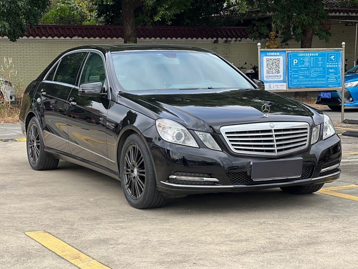 奔驰 奔驰E级  2013款 E 260 L CGI优雅型图片